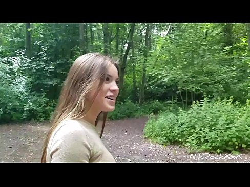 ❤️ Ek het vir Evelina voorgestel dat ons in 'n publieke plek naai! Sy het ja gesê. Toe genaai ek haar in die gat en kom in haar mond. Toe vis sy haarself. ❤️❌ Anale pornografie op af.villagesexvideos.ru ﹏